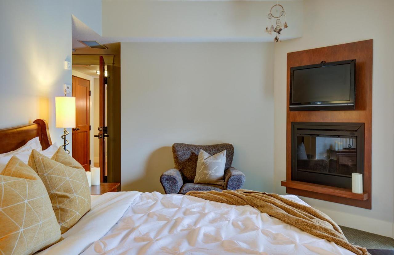 Misty Mountain- Premium 2 Bedroom Mountain View Canmore Extérieur photo